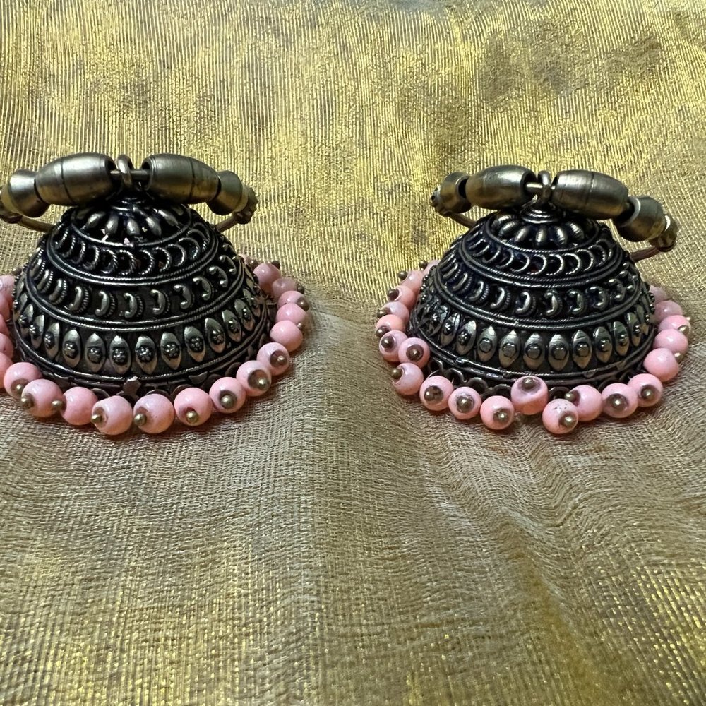 Beaded Metal Sandal Hoops - Picture 2 of 6